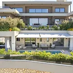 Seafront Villas I \